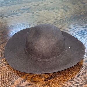 Brown hat